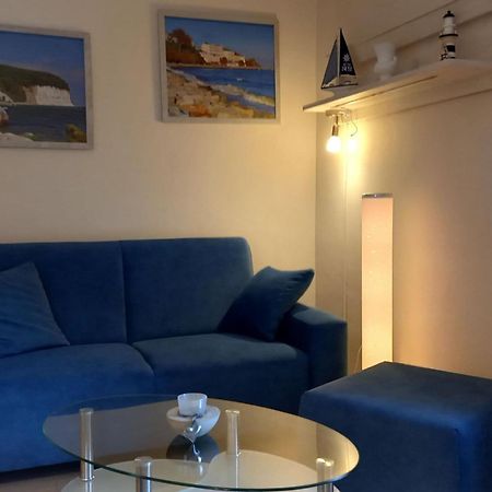 Elegant apartment with garden in Gingst Buitenkant foto