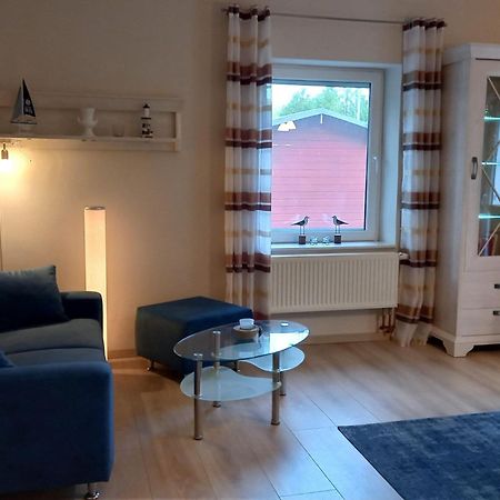 Elegant apartment with garden in Gingst Buitenkant foto