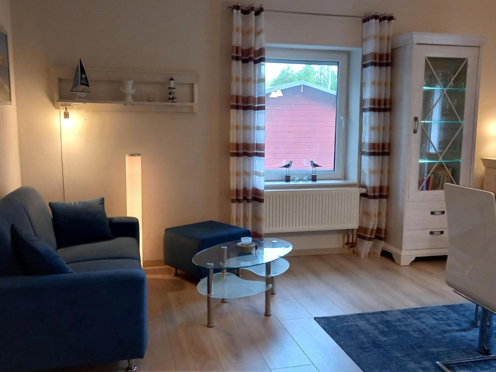 Elegant apartment with garden in Gingst Buitenkant foto